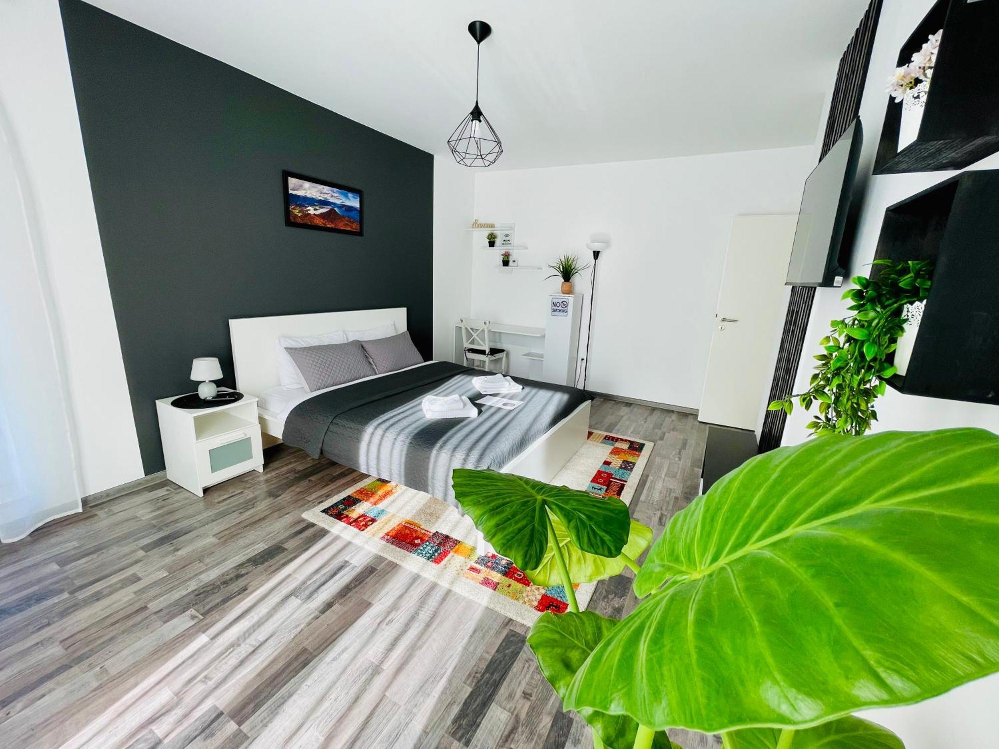 Montsee Brasov Apartamento Exterior foto