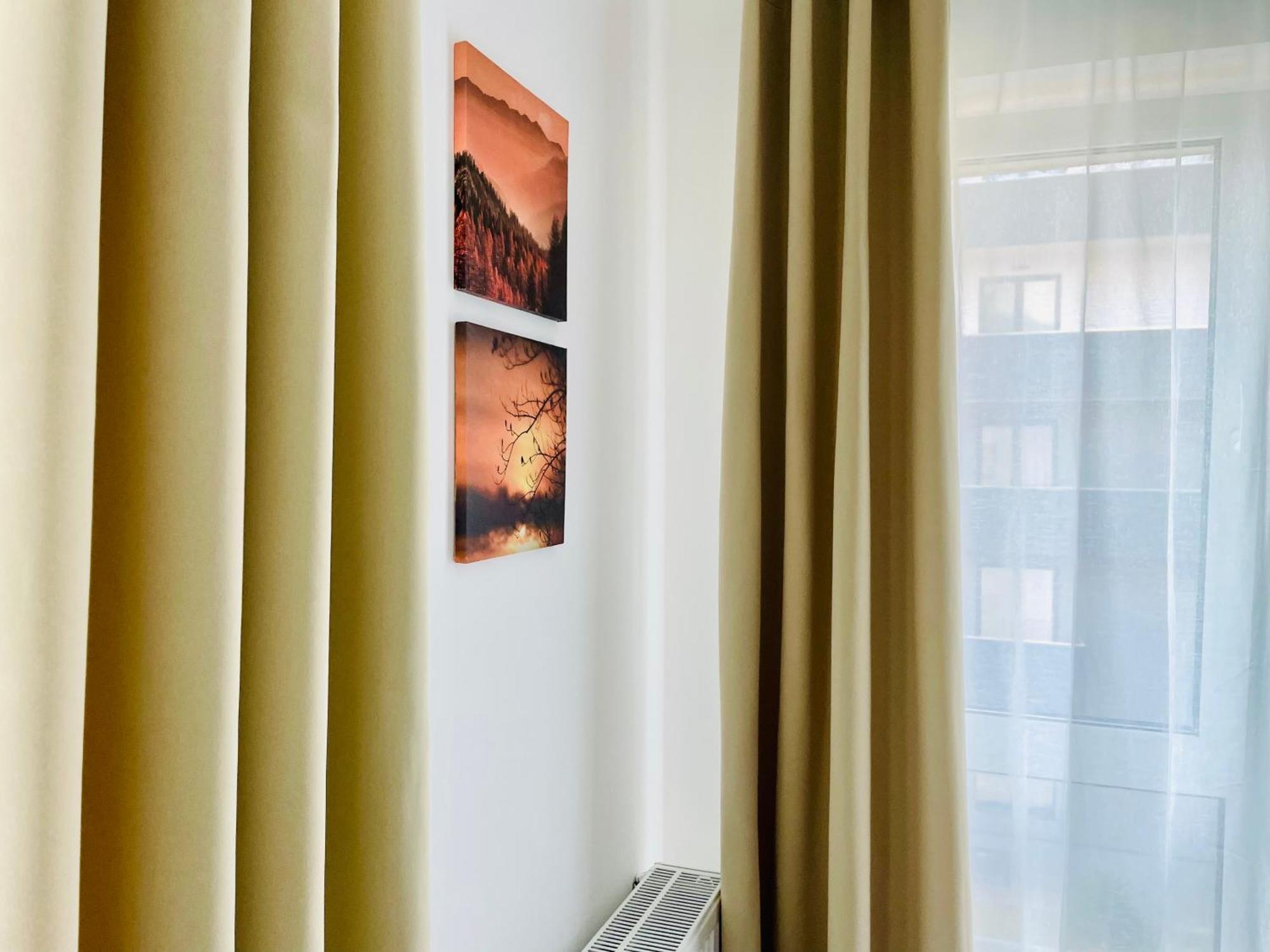 Montsee Brasov Apartamento Exterior foto