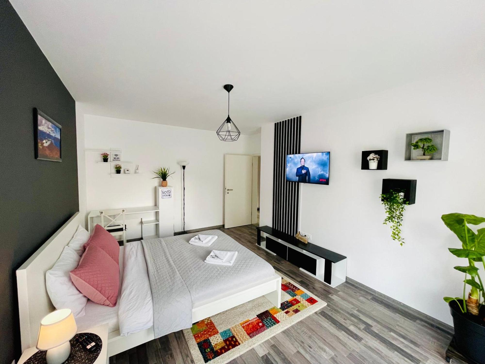 Montsee Brasov Apartamento Exterior foto