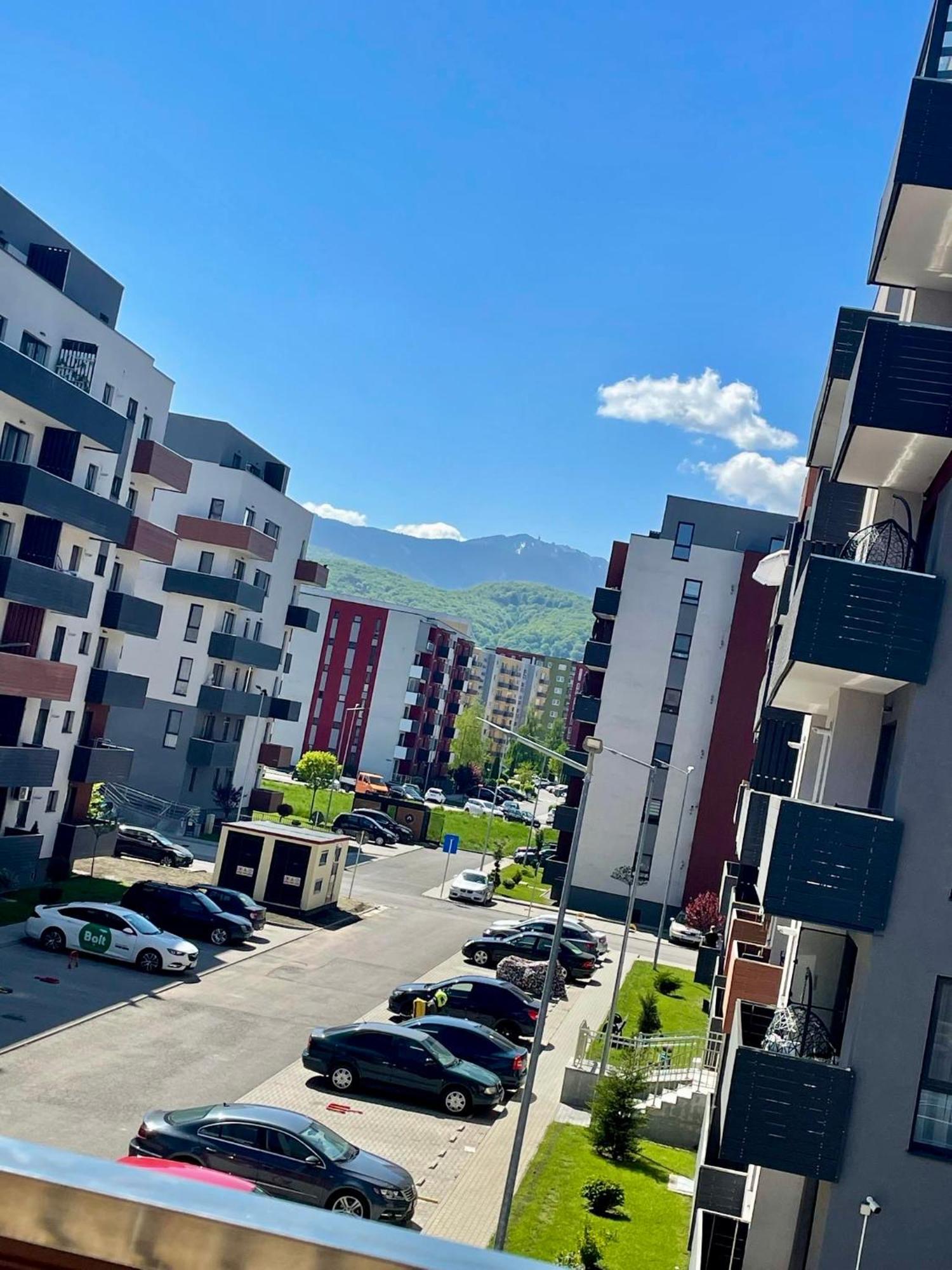 Montsee Brasov Apartamento Exterior foto